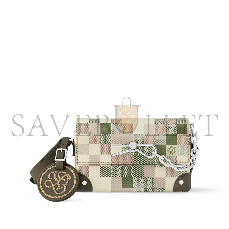 l**is V*t*n steamer wearable wallet n00108 (18*11*7cm)